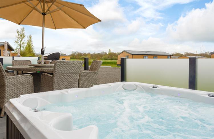 Cedar Tub(1).Png 750X487