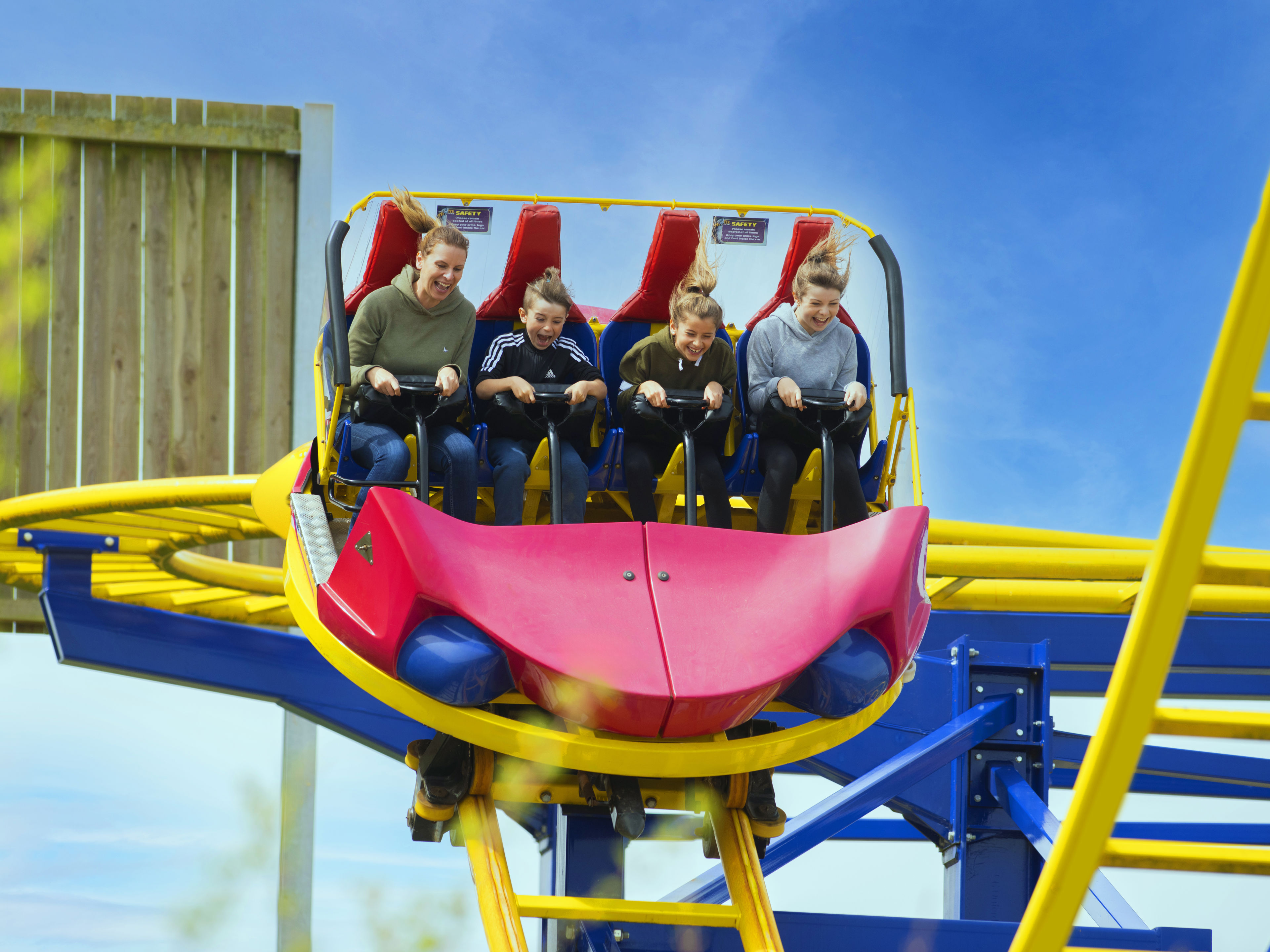 Outdoor Rides & Attractions | Crealy Theme Park & Resort