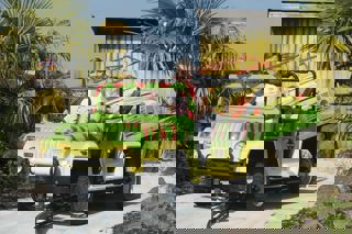Mum Son In Dino Jeep (1)(2)